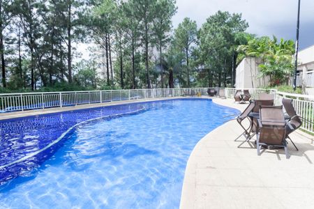 Apartamento à venda com 97m², 3 quartos e 2 vagas Apartamento à venda com 97m², 3 quartos e 2 vagasÁrea comum - Piscina