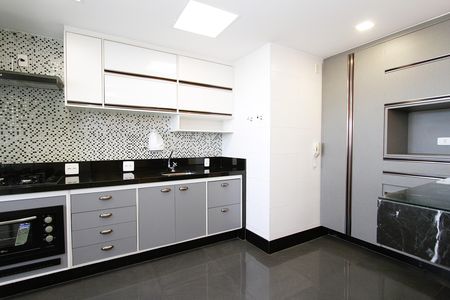 Apartamento à venda com 97m², 3 quartos e 2 vagasCozinha