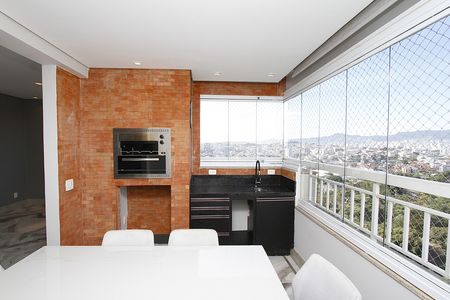 Apartamento à venda com 97m², 3 quartos e 2 vagasSala