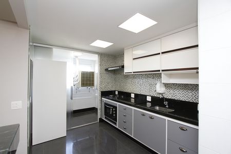 Apartamento à venda com 97m², 3 quartos e 2 vagasCozinha
