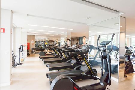 Apartamento à venda com 97m², 3 quartos e 2 vagas Apartamento à venda com 97m², 3 quartos e 2 vagasÁrea comum - Academia