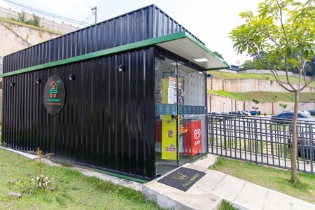 Apartamento para alugar com 49m², 2 quartos e 1 vaga Apartamento para alugar com 49m², 2 quartos e 1 vagaÁrea comum - Mini Mercado