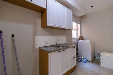 Apartamento para alugar com 49m², 2 quartos e 1 vaga Apartamento para alugar com 49m², 2 quartos e 1 vagaCozinha - Armários