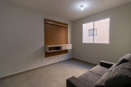 Sala de apartamento para alugar com 2 quartos, 49m² em Jardim Petropolis, Cotia