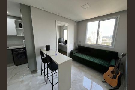 Apartamento à venda com 2 quartos, 34m² em Santo Amaro, São Paulo