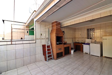 Casa à venda com 120m², 3 quartos e 1 vagaÁrea de Serviço e Espaço Gourmet 