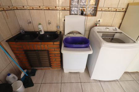 Casa à venda com 120m², 3 quartos e 1 vagaÁrea de Serviço e Espaço Gourmet 