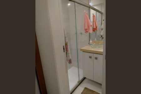Apartamento à venda com 64m², 2 quartos e 1 vaga