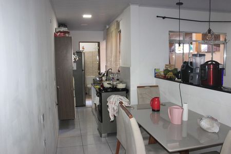 Casa à venda com 250m², 10 quartos e 5 vagasCozinha casa 2