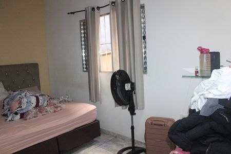 Casa à venda com 250m², 10 quartos e 5 vagasQuarto casa 2