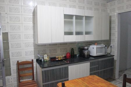 Casa à venda com 250m², 10 quartos e 5 vagasCozinha 