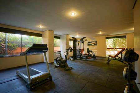 Apartamento à venda com 245m², 4 quartos e 3 vagas