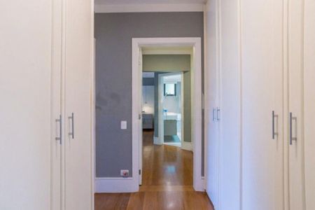 Apartamento à venda com 245m², 4 quartos e 3 vagas