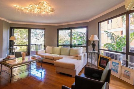Apartamento à venda com 245m², 4 quartos e 3 vagas
