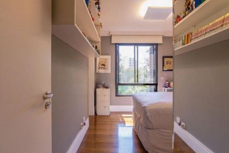 Apartamento à venda com 245m², 4 quartos e 3 vagas