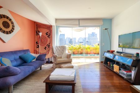 Sala de apartamento para alugar com 2 quartos, 65m² em Santo Amaro, São Paulo