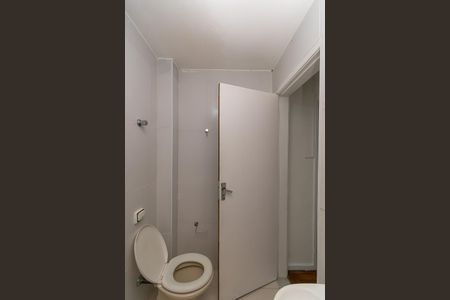 Apartamento para alugar com 56m², 2 quartos e sem vaga Apartamento para alugar com 56m², 2 quartos e sem vagaBanheiro