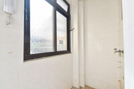 Apartamento para alugar com 56m², 2 quartos e sem vaga Apartamento para alugar com 56m², 2 quartos e sem vagaÁrea de serviço
