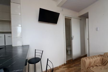 Sala de casa de condomínio para alugar com 2 quartos, 65m² em Piatã, Salvador