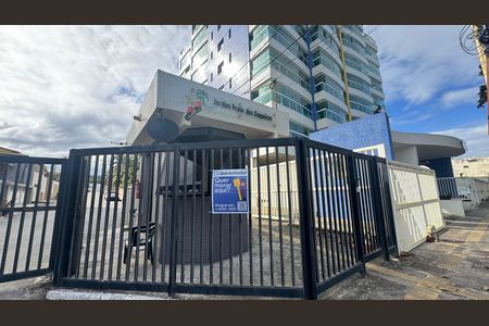 Casa de condomínio para alugar com 65m², 2 quartos e sem vaga Casa de condomínio para alugar com 65m², 2 quartos e sem vagaFachada