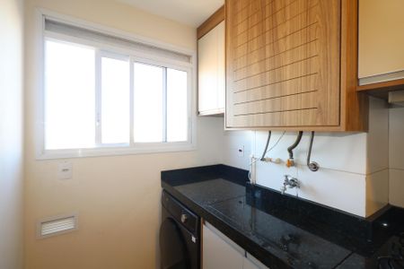 Apartamento à venda com 45m², 2 quartos e 1 vaga Apartamento à venda com 45m², 2 quartos e 1 vagaÁrea de Serviço