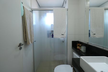 Apartamento à venda com 45m², 2 quartos e 1 vaga Apartamento à venda com 45m², 2 quartos e 1 vagaBanheiro