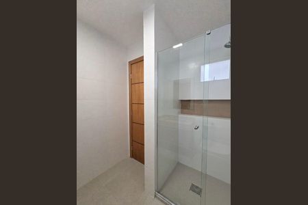 Apartamento à venda com 58m², 2 quartos e 1 vaga Apartamento à venda com 58m², 2 quartos e 1 vagaBanheiro
