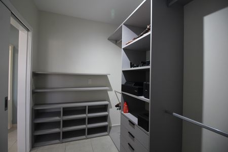 Apartamento para alugar com 117m², 2 quartos e 1 vagaQuarto 2 - Closet