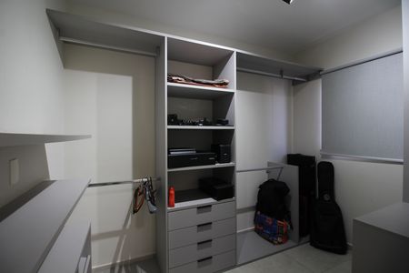 Apartamento para alugar com 117m², 2 quartos e 1 vagaQuarto 2 - Closet