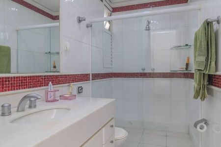 Casa à venda com 450m², 4 quartos e 2 vagas Casa à venda com 450m², 4 quartos e 2 vagasFoto 17