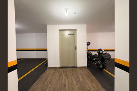Apartamento à venda com 136m², 3 quartos e 2 vagas Apartamento à venda com 136m², 3 quartos e 2 vagasGaragem
