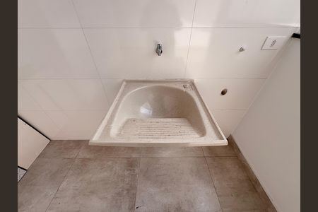 Apartamento à venda com 136m², 3 quartos e 2 vagas Apartamento à venda com 136m², 3 quartos e 2 vagasLavanderia