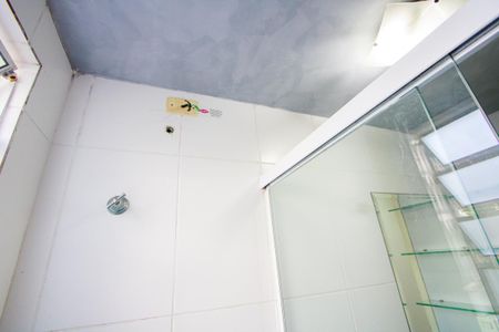 Apartamento para alugar com 44m², 2 quartos e 1 vaga Apartamento para alugar com 44m², 2 quartos e 1 vagaBanheiro