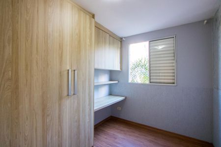 Quarto 2 de apartamento para alugar com 2 quartos, 44m² em Parque Sao Vicente, Santo André