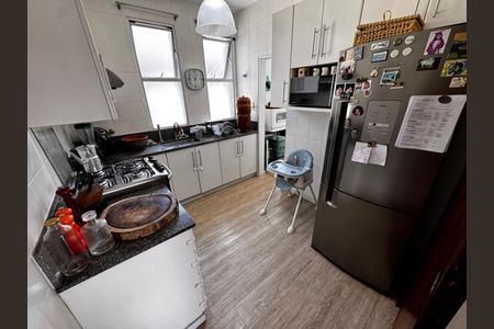 Apartamento à venda com 240m², 4 quartos e 2 vagas Apartamento à venda com 240m², 4 quartos e 2 vagasFoto 19