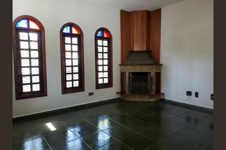 Casa à venda com 3 quartos, 170m² em Campo Grande, São Paulo