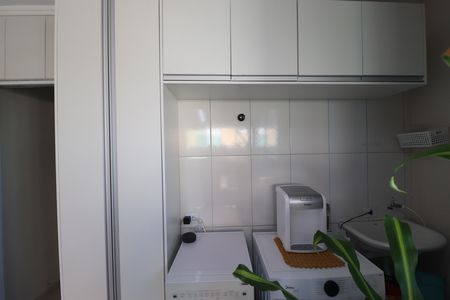 Apartamento para alugar com 110m², 2 quartos e 1 vagaÁrea de Serviço