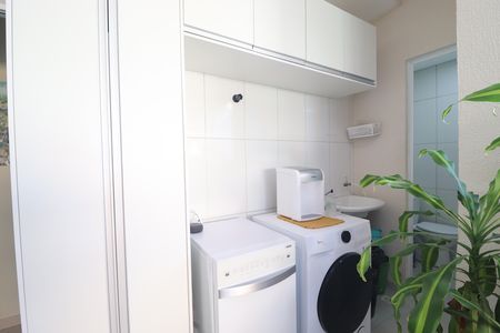 Apartamento para alugar com 110m², 2 quartos e 1 vagaÁrea de Serviço