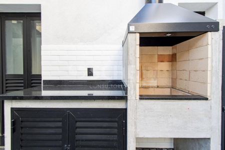 Casa à venda com 3 quartos, 160m² em Vila Olímpia, São Paulo