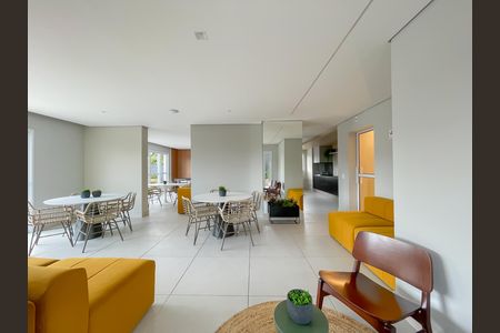 Casa de condomínio à venda com 67m², 2 quartos e 1 vaga Casa de condomínio à venda com 67m², 2 quartos e 1 vagaÁrea comum - Salão de festas