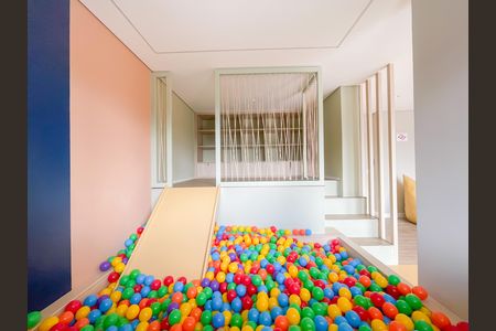 Casa de condomínio à venda com 67m², 2 quartos e 1 vaga Casa de condomínio à venda com 67m², 2 quartos e 1 vagaBrinquedoteca