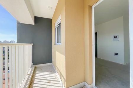 Sacada de casa de condomínio à venda com 2 quartos, 67m² em Vila Osasco, Osasco