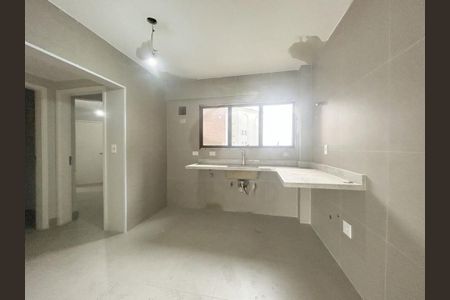 Apartamento à venda com 3 quartos, 182m² em Jardim Leonor, São Paulo