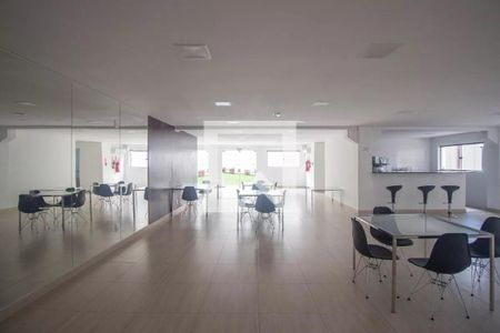 Apartamento para alugar com 47m², 2 quartos e sem vagaÁrea comum - Salão de festas