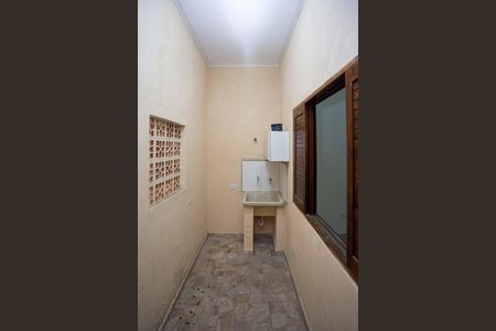 Casa para alugar com 60m², 2 quartos e sem vagaÁrea de Serviço