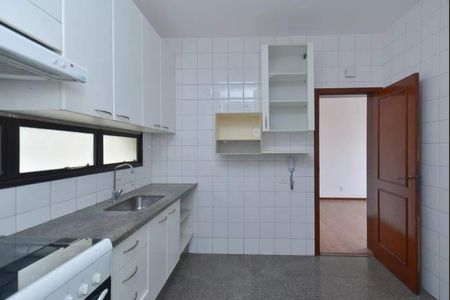 Apartamento à venda com 121m², 4 quartos e 2 vagas