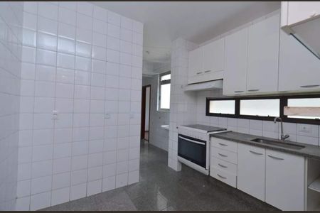 Apartamento à venda com 121m², 4 quartos e 2 vagas
