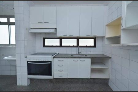 Apartamento à venda com 121m², 4 quartos e 2 vagas