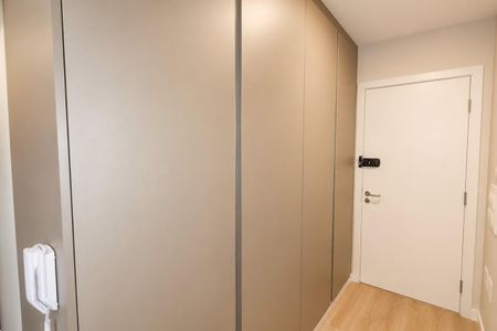 Studio à venda com 27m², 1 quarto e sem vaga Studio à venda com 27m², 1 quarto e sem vagaDormitório - Armário
