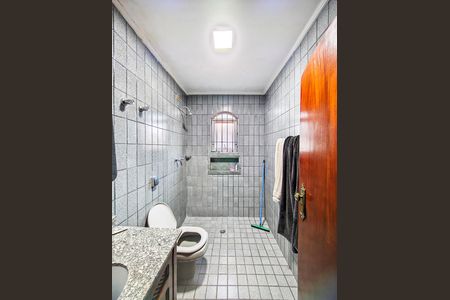 Casa à venda com 303m², 3 quartos e 5 vagasBanheiro da Suíte 3